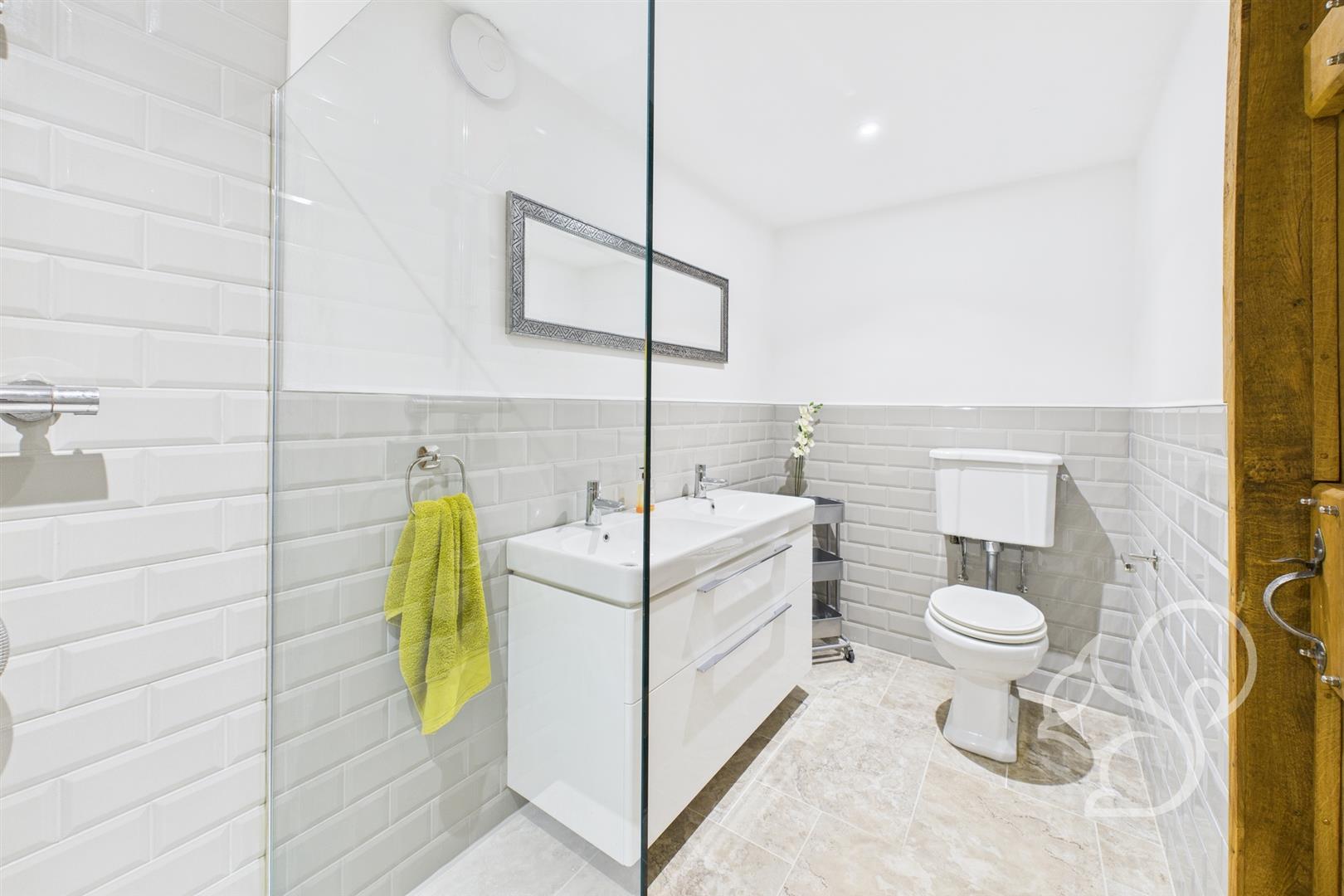 Ensuite